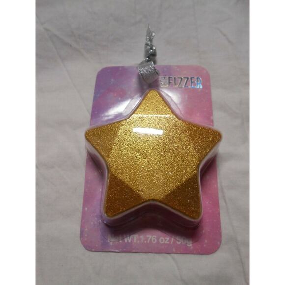 NEW Gold Glittery Star Bath Fizzer Bomb Spa 1.76oz Great Girls party favor Gifts - Picture 3 of 4